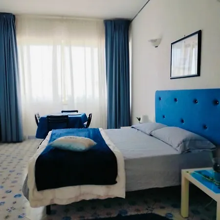 Magda Dom 타오르미나